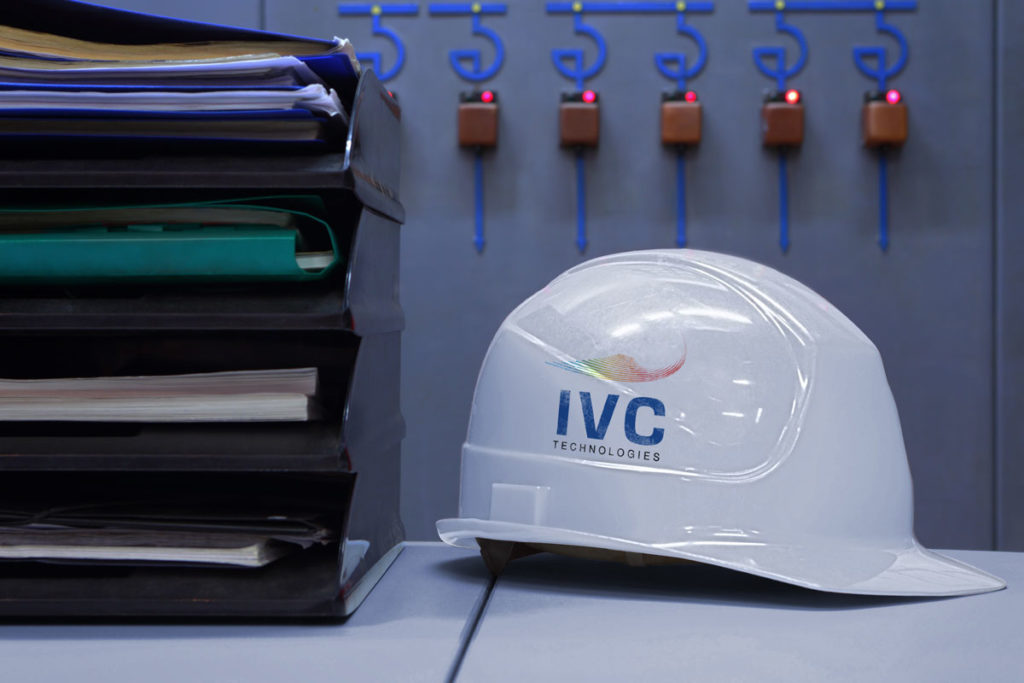 IVC helmet Bob 1024x683 - Offre d'emploi : Coordinateur des opérations